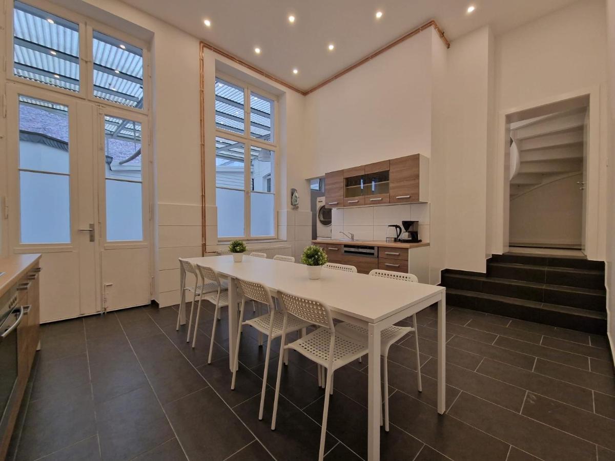 Raj Living - 300m2 Loft With 7 - 15 Min Messe Dus & Old Town Dus Appartement *