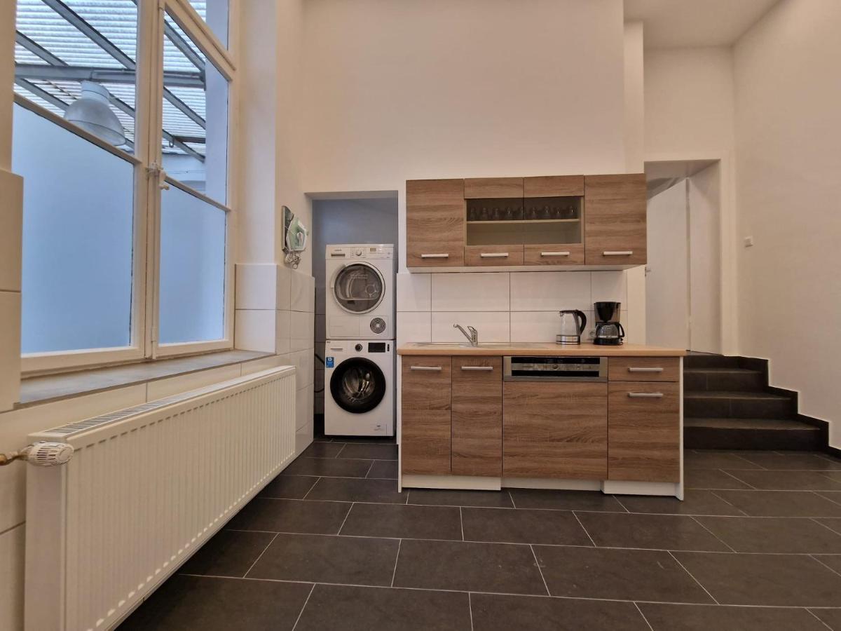 Raj Living - 300m2 Loft With 7 - 15 Min Messe Dus & Old Town Dus Appartement *